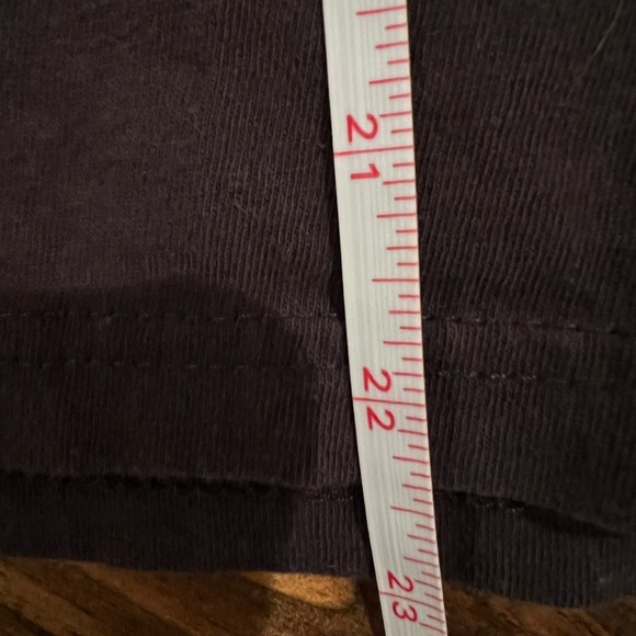 Rolling Stones Black T-Shirt with Red Logo, size large women’s concert, EUC - Picture 5 of 6